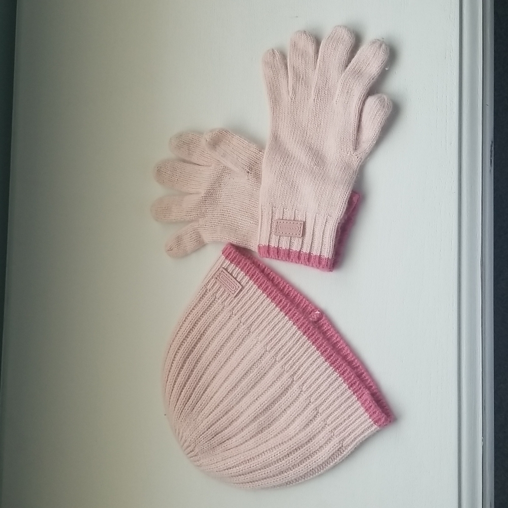 Coach hat and glove set